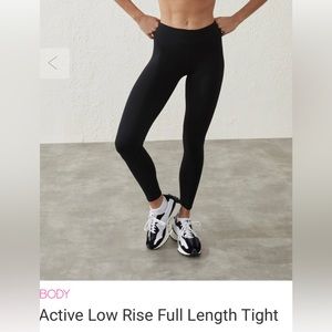 Active Low rise Black tight leggings